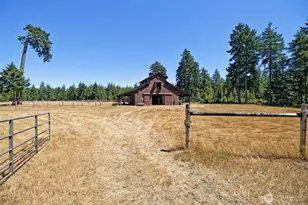 2111 W Hanks Lake Rd, Shelton, WA 98584 - Photo 3