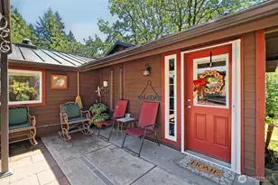 2111 W Hanks Lake Rd, Shelton, WA 98584 - Photo 11
