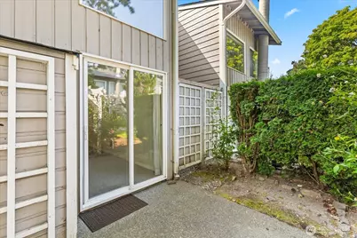 826 Pike Street NE #C8, Auburn, WA 98002 - Photo 23