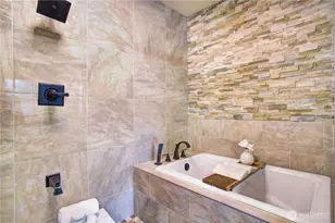 17615 NE 130th Ct W, Redmond, WA 98052 - Photo 13