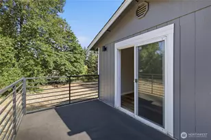 11920 215th St E, Graham, WA 98338 - Photo 23