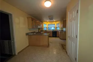 34 E Wildwood Ln, Brinnon, WA 98320 - Photo 9