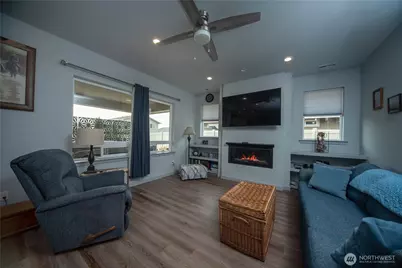 202 E Stanford Avenue, Ellensburg, WA 98926 - Photo 11