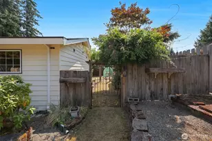 3330 120th St SE, Everett, WA 98208 - Photo 31