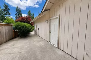 8109 186th St Ct E, Puyallup, WA 98375 - Photo 5