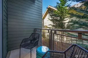 1410 E Pine St, Seattle, WA 98122 - Photo 3