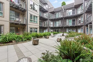 1410 E Pine St, Seattle, WA 98122 - Photo 25