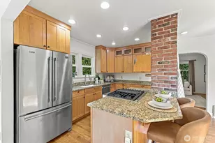 14309 19th Ave NE, Seattle, WA 98125 - Photo 11