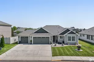 906 3rd Ave NE, Quincy, WA 98848 - Photo 3