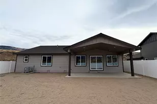 201 Country Cottage Ln, Malaga, WA 98828 - Photo 33