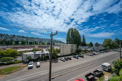 2636 22nd Avenue W #303, Seattle, WA 98199 - Photo 33
