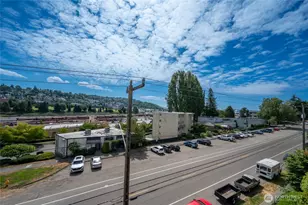 2636 22nd Ave W, Seattle, WA 98199 - Photo 33