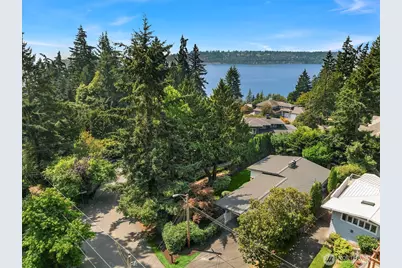 11215 Champagne Point Road NE, Kirkland, WA 98034 - Photo 39