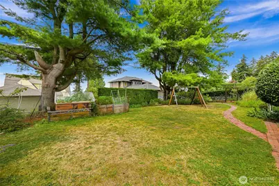 800 Highland Drive, Bellingham, WA 98225 - Photo 7