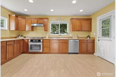614 15th Street NW, Puyallup, WA 98371 - Photo 11