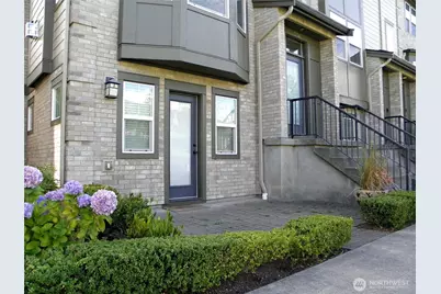 1356 Greenwich Walk NE, Issaquah, WA 98029 - Photo 3