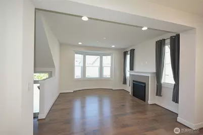 1356 Greenwich Walk NE, Issaquah, WA 98029 - Photo 5