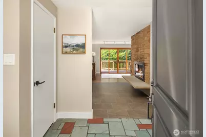 11215 Champagne Point Road NE, Kirkland, WA 98034 - Photo 13