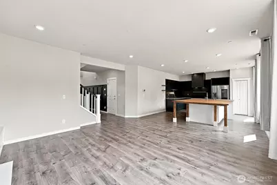 7701 208th Avenue E, Bonney Lake, WA 98391 - Photo 9