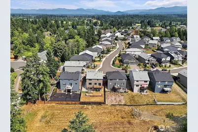 7701 208th Avenue E, Bonney Lake, WA 98391 - Photo 39