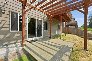 7701 208th Ave E, Bonney Lake, WA 98391 - Photo 33