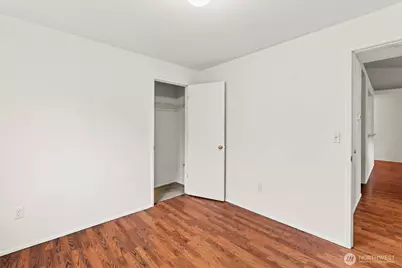 10642 Van Norhop Street SE, Yelm, WA 98597 - Photo 19