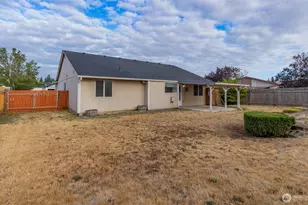 10642 Van Norhop St SE, Yelm, WA 98597 - Photo 31