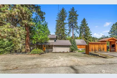9864 East Leavenworth Road, Leavenworth, WA 98826 - Photo 3