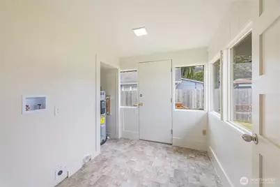 912 E 4th Street, Port Angeles, WA 98362 - Photo 21