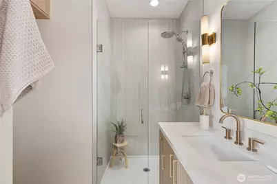 2328 Franklin Avenue E #C, Seattle, WA 98102 - Photo 27