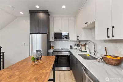 2328 Franklin Avenue E #C, Seattle, WA 98102 - Photo 23