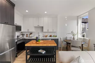 2328 Franklin Ave E, Seattle, WA 98102 - Photo 21