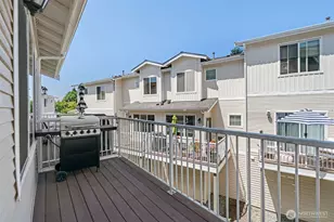 14915 38th Dr SE, Bothell, WA 98012 - Photo 11