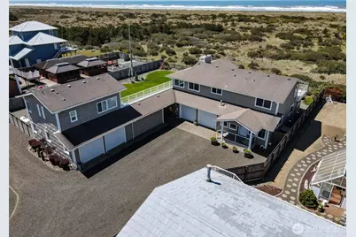 935 S Sand Dune Avenue SW, Ocean Shores, WA 98569 - Photo 1