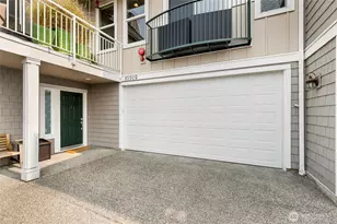 10919 E Villa Monte Dr, Mukilteo, WA 98275 - Photo 3