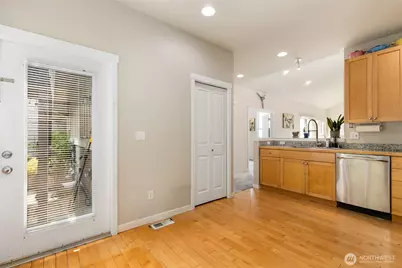 10919 E Villa Monte Drive, Mukilteo, WA 98275 - Photo 21