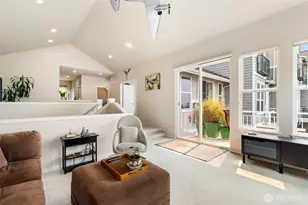 10919 E Villa Monte Dr, Mukilteo, WA 98275 - Photo 11