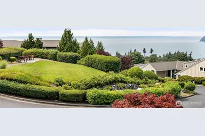 10919 E Villa Monte Drive, Mukilteo, WA 98275 - Photo 15