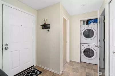 25010 98th Place S #B301, Kent, WA 98030 - Photo 5