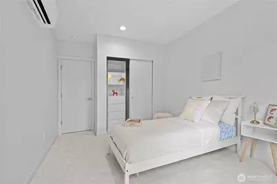 12749 37th Avenue NE, Seattle, WA 98125 - Photo 23