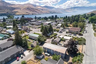 225 W Highland Ave, Chelan, WA 98816 - Photo 15