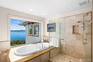 2555 Magnolia Blvd W, Seattle, WA 98199 - Photo 19