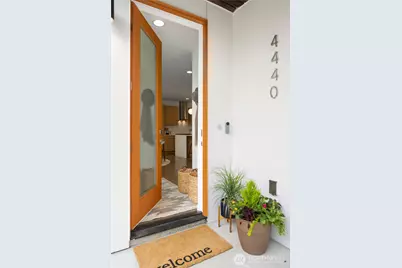 4440 Renton Avenue S, Seattle, WA 98108 - Photo 7