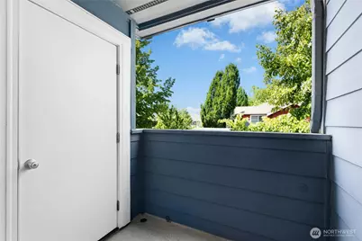 1652 25th Place NE #203, Issaquah, WA 98029 - Photo 25