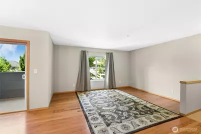 1652 25th Place NE #203, Issaquah, WA 98029 - Photo 5