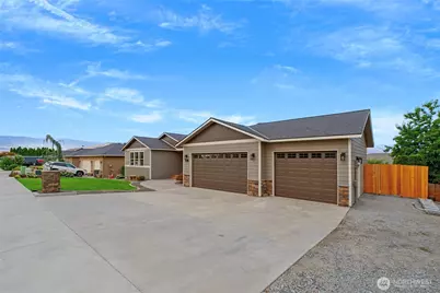 76 S Meadowbrook Lane, East Wenatchee, WA 98802 - Photo 3