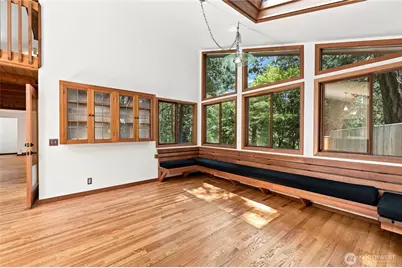 13193 N Madison Avenue NE, Bainbridge Island, WA 98110 - Photo 7