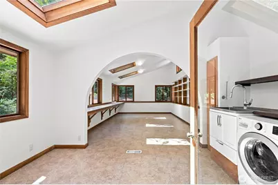 13193 N Madison Avenue NE, Bainbridge Island, WA 98110 - Photo 35