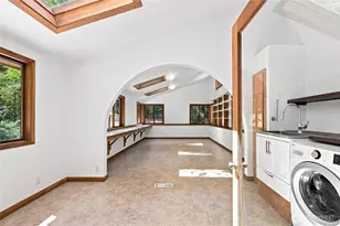 13193 N Madison Ave NE, Bainbridge Island, WA 98110 - Photo 35
