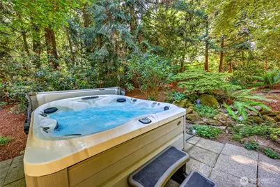 13193 N Madison Avenue NE, Bainbridge Island, WA 98110 - Photo 39